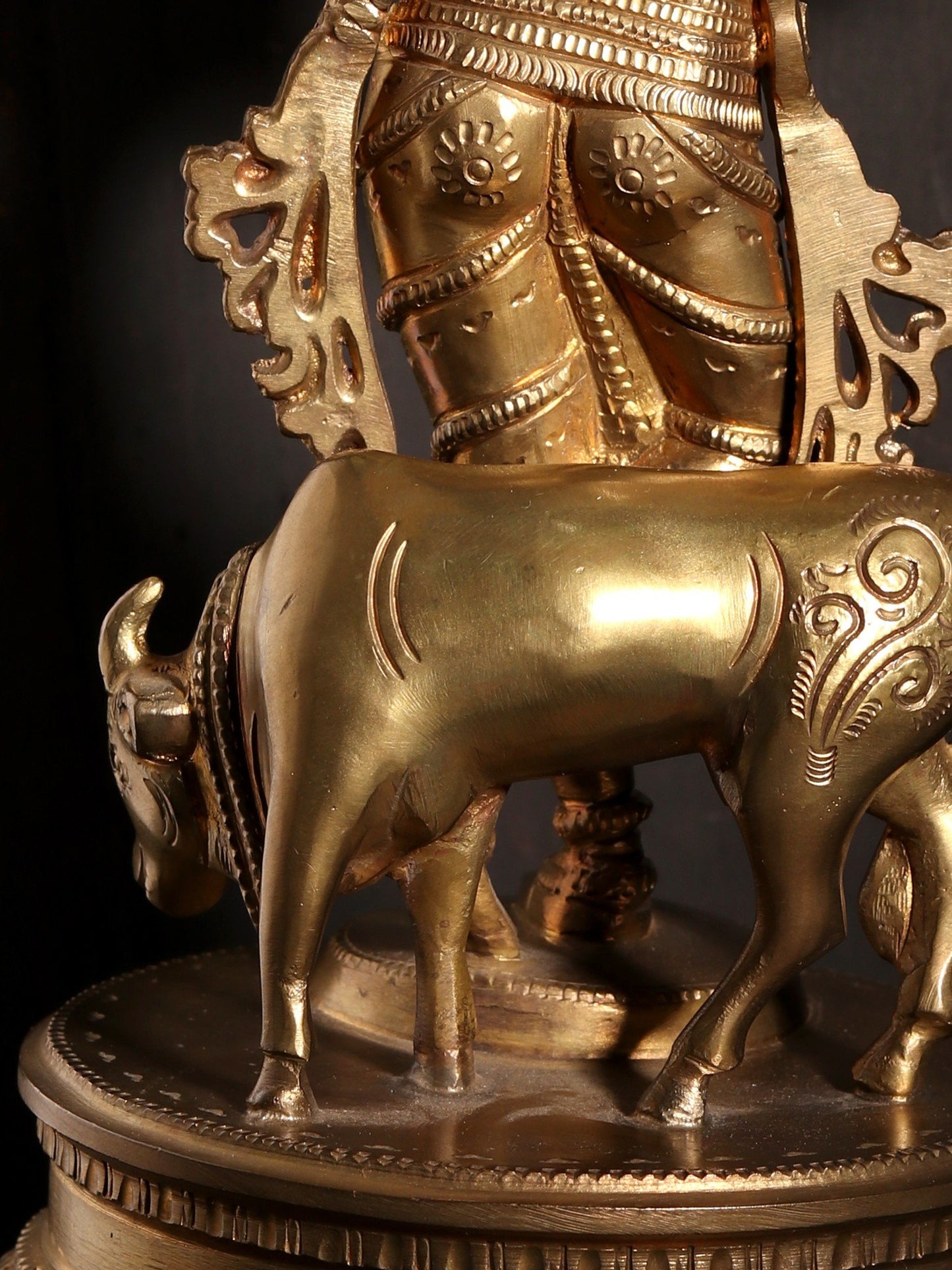 11" Lord Venugopal Kishna | Decorative Bronze Idol | Figurine For Gifting | Bronze Statue For Temple