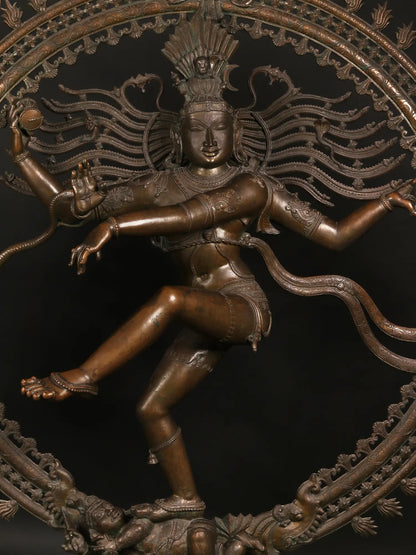 Statue Nataraja en bronze Panchaloha super fin de 80 po (Est-ce le plus beau Nataraja en bronze de tous les temps ?)